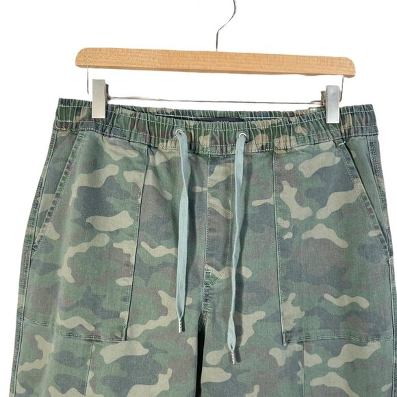 Hudson Women's Utility Jogger With Zip Hem Green Camo Print Size M - Picture 3 of 10